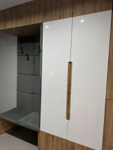 Meble na wymiar - zabudowa wiatrołap 10