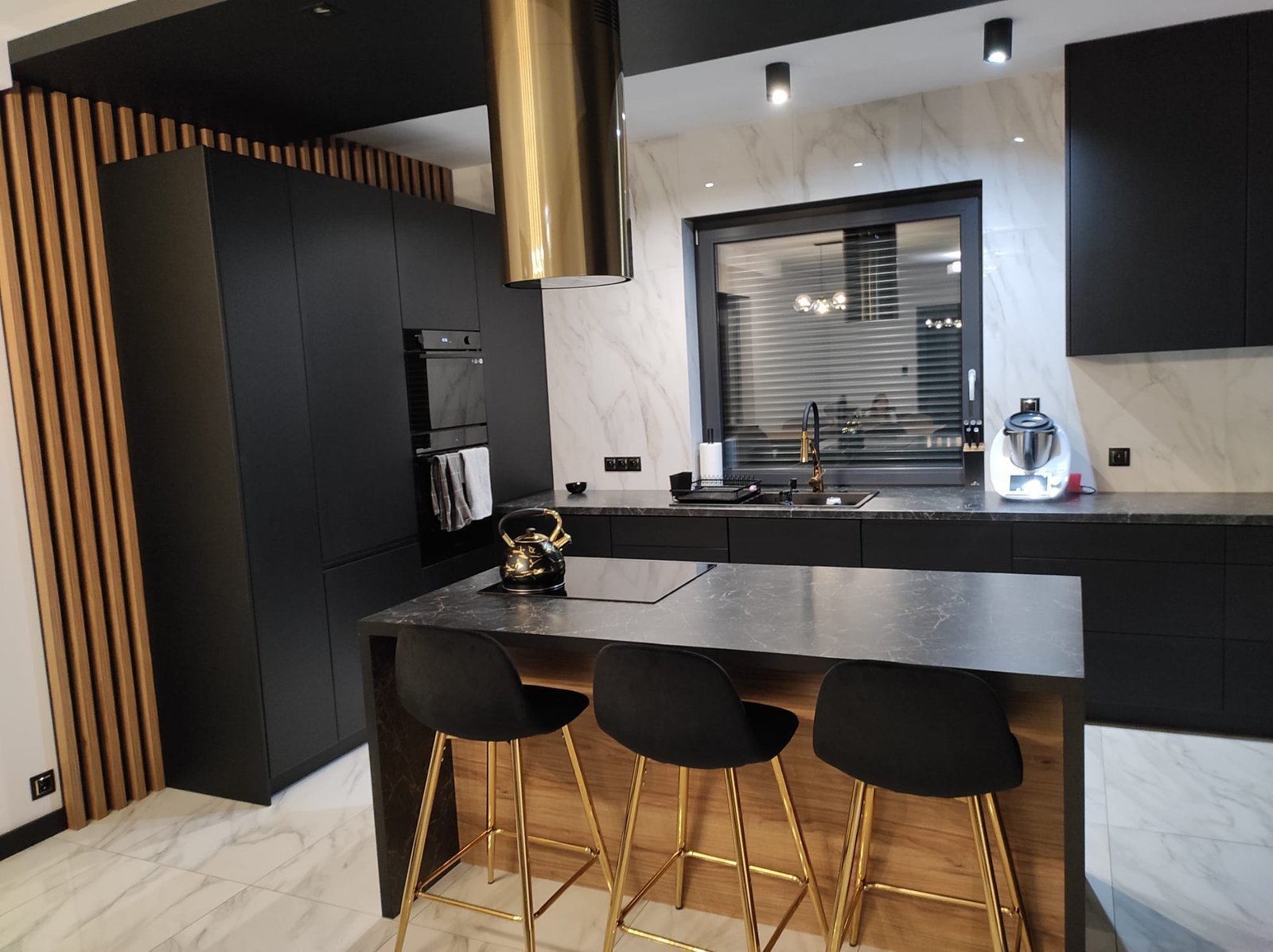 474107908_1300048604528446_1331168269862840556_n